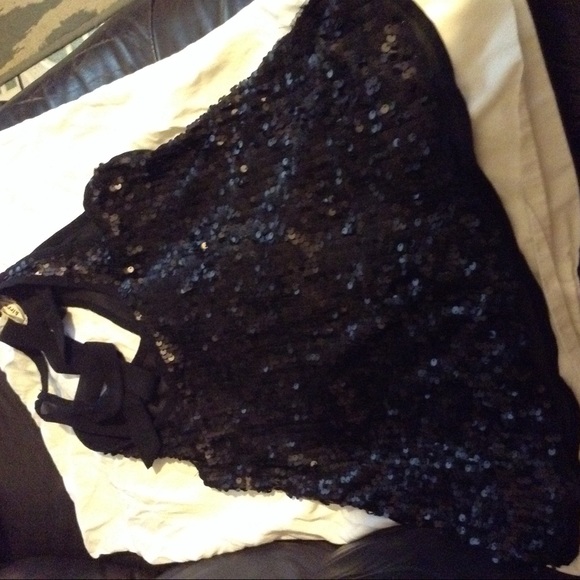 Ladies sequIn black blouse - Picture 4 of 8